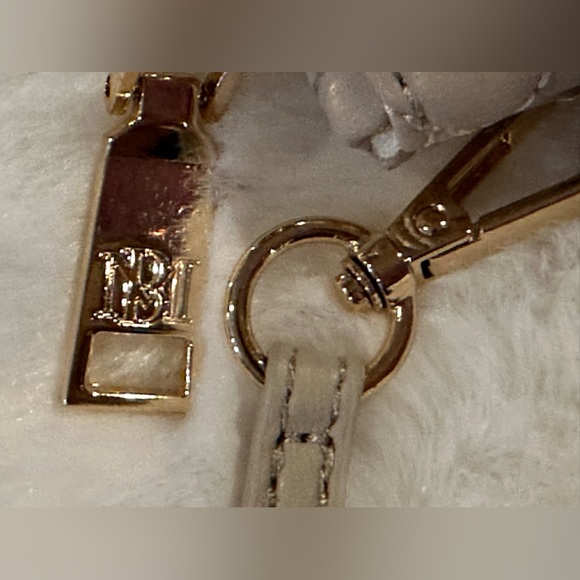 Classic Looking Small Cream Color Wristlet Clutch by Studio Badgley Mischka - Picture 7 of 11